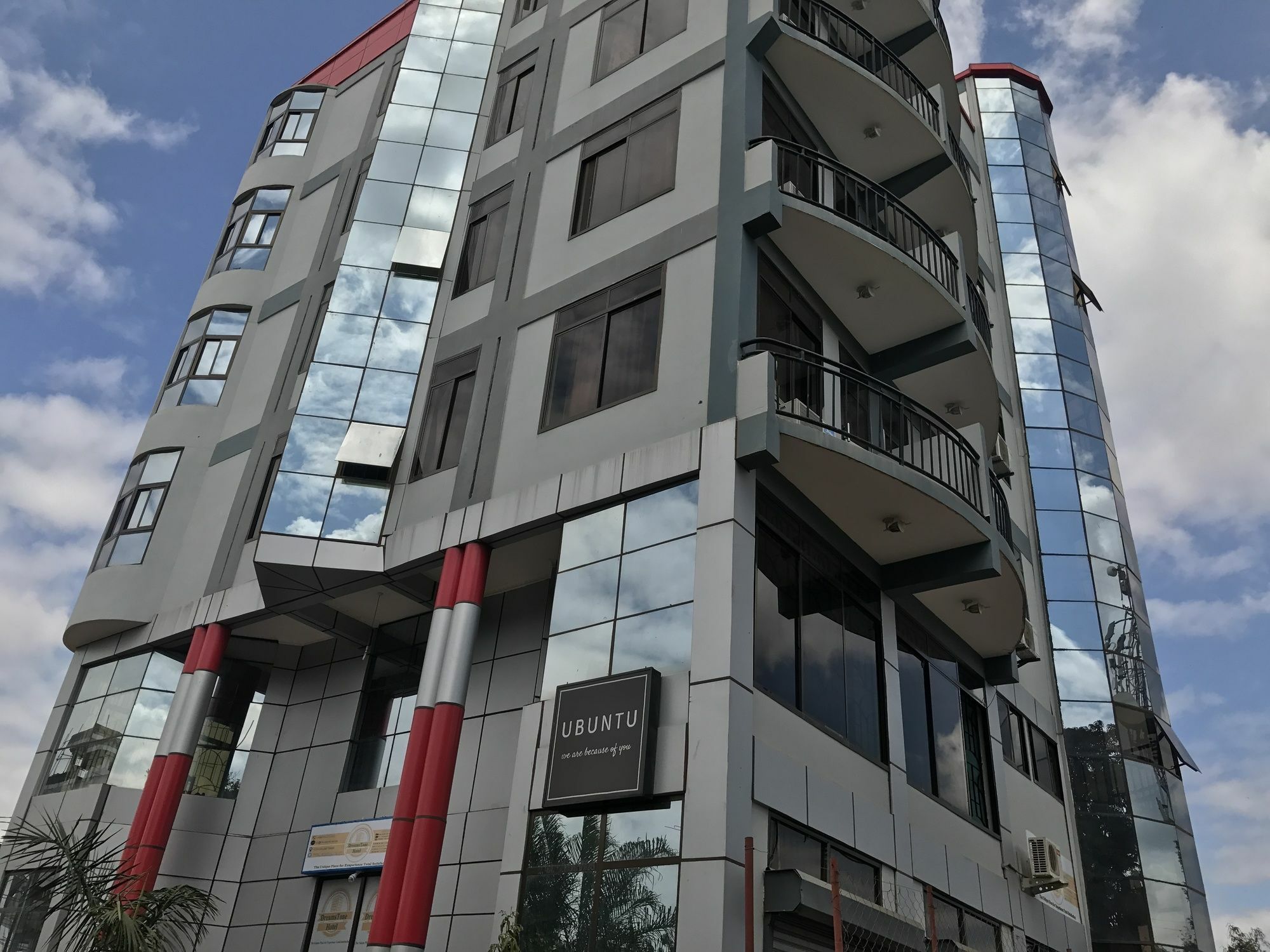 Hotel Dreamstone Moshi Exteriér fotografie